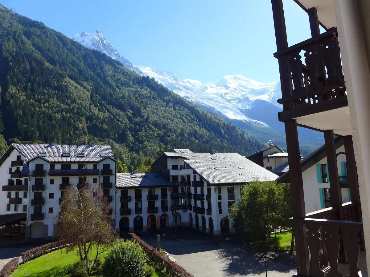 Apartment La Forclaz-2 By Interhome Chamonix 0*,  França